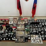 Shiste ora dore të kontrabanduara dhe pa kuponë tatimor, procedohet 39-vjeçari në Berat