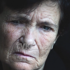 “Më dhimbset shpirti të vdesi nëna ime për një ilaç” denoncimi i qytetarit: Nuk kam 28 mijë euro!