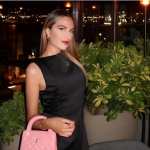 Itali/ Ishte vrarë nga ish-partneri i saj, persona të panjohur hapin varrin e një modeleje 29-vjeçare dhe marrin kafkën