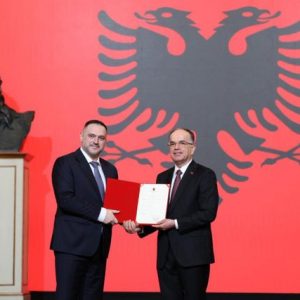 U betua si ministri i ri i Mbrojtjes, Ermal Nufi: Nis një rrugëtim i ri dhe përgjegjësi e madhe në shërbim të sigurisë kombëtare