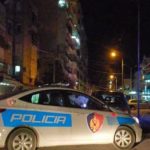 Shpërthim tritoli në një makinë gjatë natës në Tiranë, çfarë thotë policia