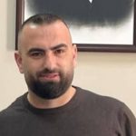 Iu zbulua “shtëpia e barit” në banesë, vetëdorëzohet drejtori i burgut të Rrogozhinës