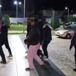 Transportoi emigrantë të paligjshëm kundrejt një pagese, arrestohet 27-vjeçari