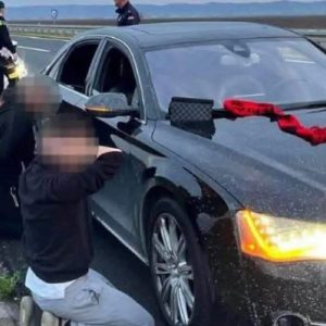 Publikuan video me bluzën “Shqipëri Etnike”, 4 shqiptarët e ndaluar në Serbi do të lirohen