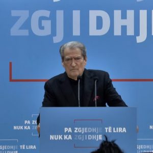 Berisha: Kërkoj dorëheqjen e Edi Ramës