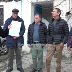 “‘Dilni se pallati do shembet!’ 7 vite pas tërmetit, banorët ende në pritje të një vendimi!