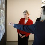 Një ditë pas paralajmërit për Iranin, Ambasada Amerikane vendos masa sigurie në Rinas