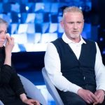 “Lava trupin e saj të pajetë”, rrëqethin prindërit e Ilaria Sulës: E veshëm me fustan princeshe, nuk jetojmë, vetëm mbijetojmë