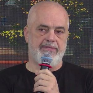 Rama: Nuk mund t’i hidhet baltë sektorit të ndërtimit, e papranueshme