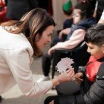 Dita Botërore e Autizmit, zv.kryeministrja Albana Koçiu:  Dyfishohen pagesat mujore për fëmijët me aftësi ndryshe, njihen sigurimet shoqërore dhe shëndetësore për kujdestarët