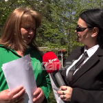 “Ik bëj gjyq” përtojnë të sqarojnë qytetaren, gazetarja e Stop e shpëton nga gjyqi kot!