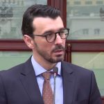 “Çmimi i naftës, taksa e qarkullimit, çmimi i biletës së transportit”, përgjigjet pas mbledhjes së qeverisë Enea Karakaçi