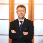 Rusia godet kompleksin ku banon ambasadori shqiptar në Kiev, ministri Hoxha: E papranueshme!