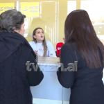 I vdes burri, i bllokojnë pensionin: E moshuara në Shën Vlash përplaset me postën