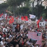 Flasin protestuesit nga diaspora: Rama të japë dorëheqjen