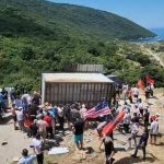 Reagon kompania ”Riviera Kakome”: Shembja e gardhit dhe shkatërrimi i objekteve, akt dhune ndaj pronës private