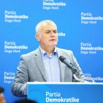 Bujar Leskaj kundër bojkotit të PD: Qytetarët s’i votojnë deputetët për të lënë bosh karriget në Parlament
