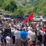 Banorët e Nikaj-Mërturit në protestë për lumenjtë: Po shkatërrohet mjedisi