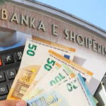 Shqiptarët mbajnë 1.8 trilionë lekë kursime në banka, 10 depozituesit më të mëdhenj zotërojnë 7.5% të tyre