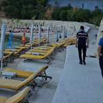 Policia Bashkiake nis aksionin për lirimin e hapësirave publike në plazhet e Vlorës