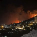 27 vatra zjarri në 24 orë, 5 mbeten aktive, Ministria e Mbrojtjes: Nuk ka rrezik për zonat e banuara
