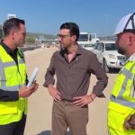 Ministri Karakaçi inspekton punimet në autostradën Tiranë-Durrës: Synojmë ta përfundojmë para afatit