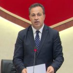 Vendimi i Hagës bashkon PS dhe PD, Kuvendi: I padrejtë dënimi i Thaçit, Veselit, Selimit dhe Krasniqit