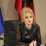 Deputetja Luarasi: Reagimi i ish-drejtueses së SHISH ndaj gazetares është i papranueshëm