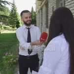 Sa lind binjaket ndahet nga burri, sorrollatet neper zyra me muaj: Stop i zgjidh problemin