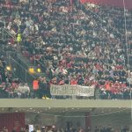 “Rama në burg, Berisha në burg!”/ Shpaloset baneri në “Air Albania”, ndërhyn policia