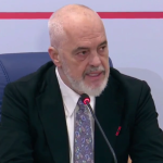 Rama: Ky gur ndan anët e historisë dhe tregon ku mbaron e drejta e protestës, kthehet në armë