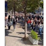 Studentët e Mjekësisë i bashkohen bojkotit, dalin në protestë